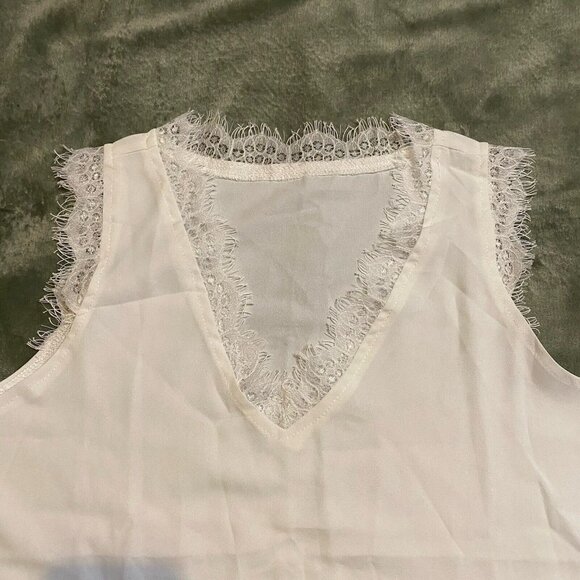 Women Sheer Chiffon Lace Trim V-Neck Sleeveless Blouse Small White Curve Hem - Picture 16 of 16